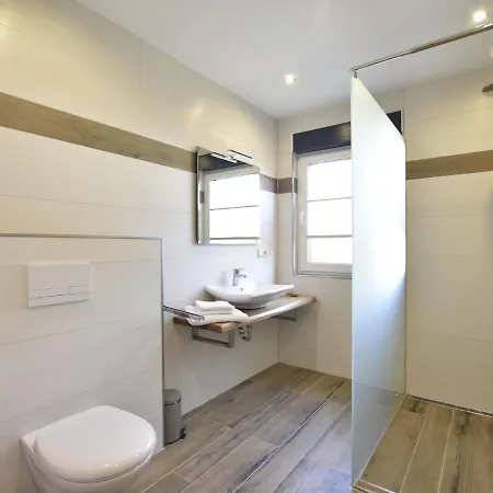 Casa vacanze Charming Holiday In With Garden *