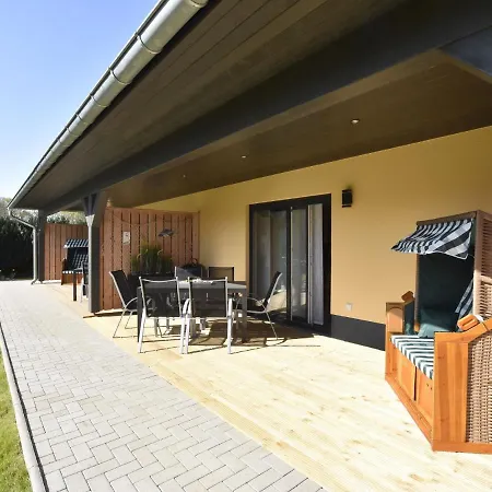Casa vacanze Charming Holiday In With Garden Barnekow