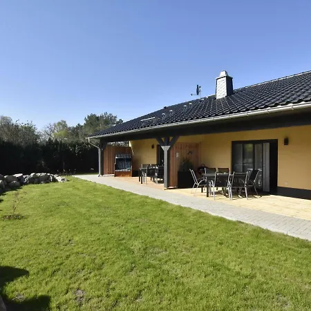 Casa vacanze Charming Holiday In With Garden