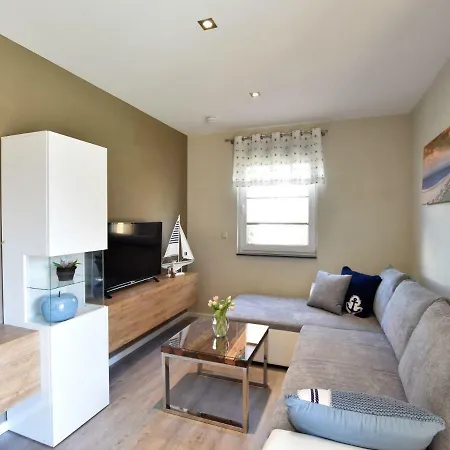 Casa vacanze Charming Holiday In With Garden *